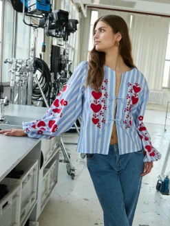 Elisabeth Top