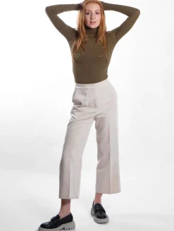 Ester Rollneck - Wren