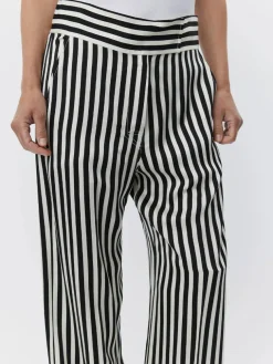 Gabin - Striped Viscose - Fluid Stripes
