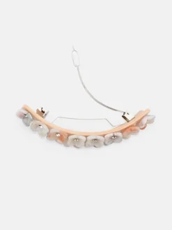 I Can Buy Myself Flowers Clip - Beige