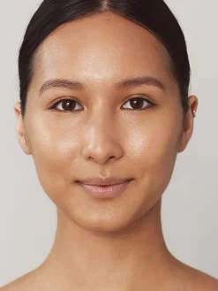 Invisible Touch Liquid Foundation - M224/Polished