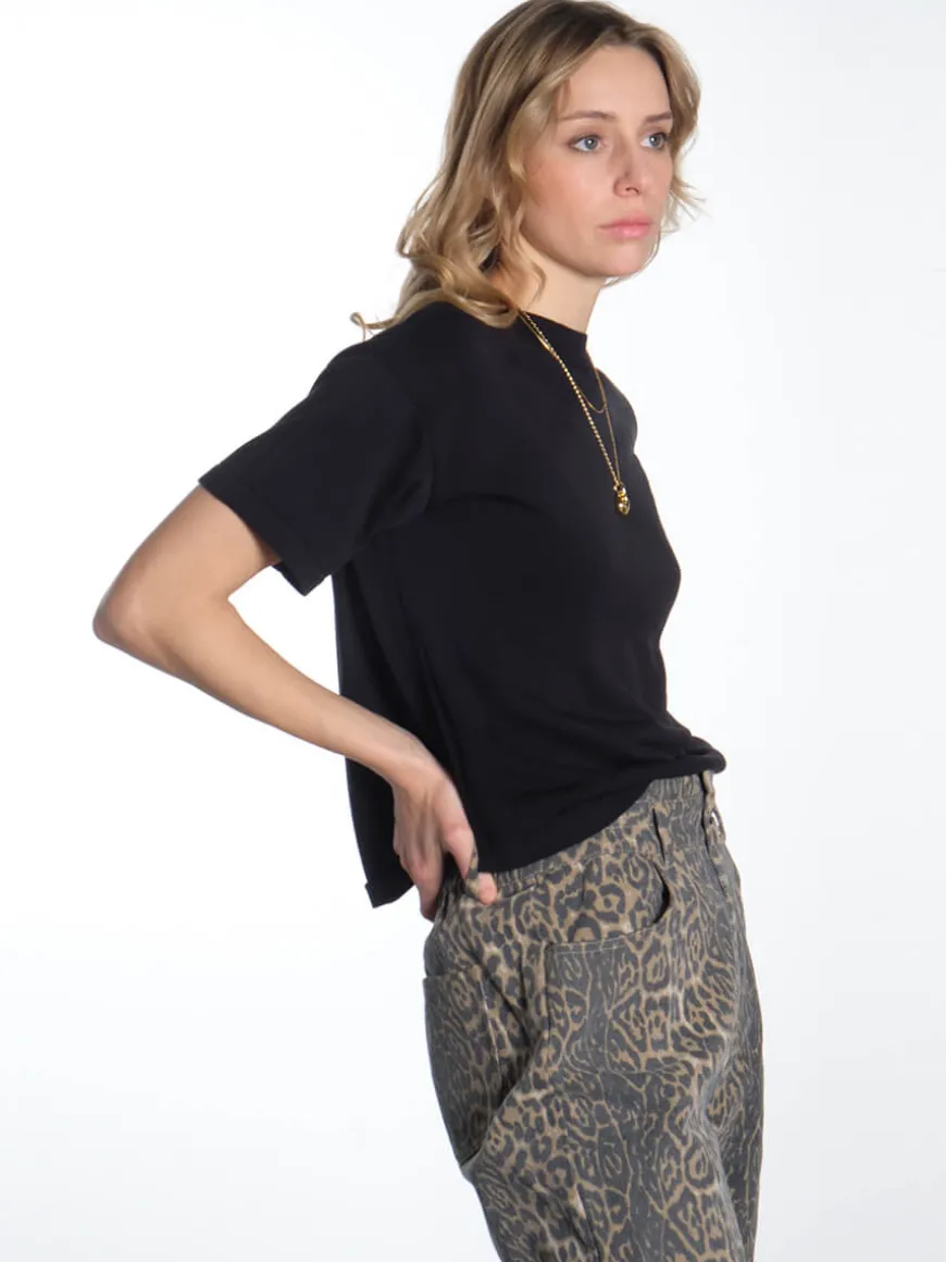 June T-Shirt - Black