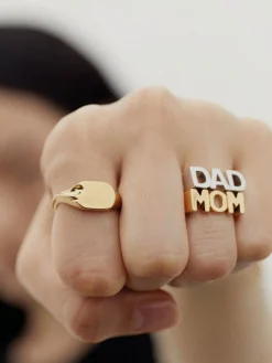 Mom Ring - Gold
