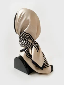 No. 1 - Sand & Black - 90cm
