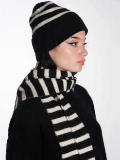 Nudaria Knitted Hat - Caviar