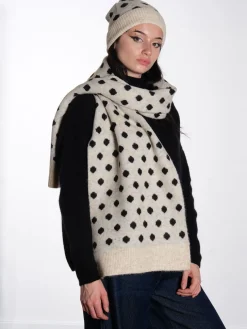 Nuollie Knitted Scarf - Spots