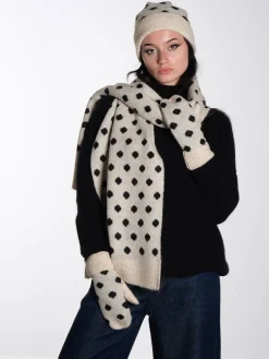 Nuollie Mittens - Spots