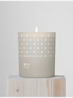 Ro Scented Candle