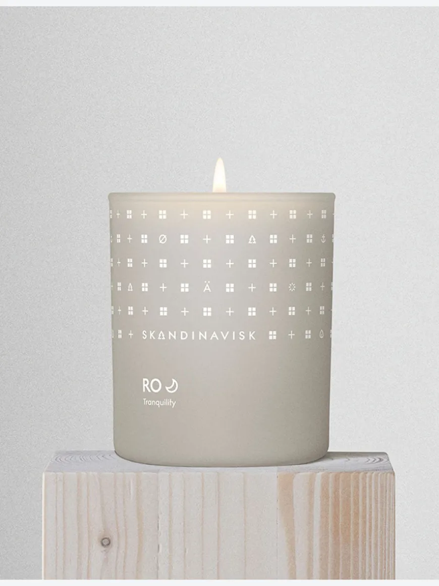 Ro Scented Candle