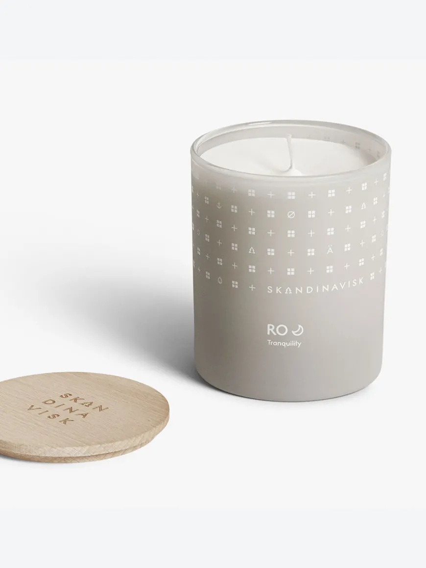 Ro Scented Candle