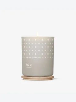 Ro Scented Candle